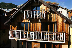 Le pr&eacute;gentil chalet &agrave; louer dans centre de l'alpe d'huez